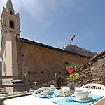 Ξενοδοχείο με διαμερίσματα La Placette - Diffuso E Trattoria Usseaux