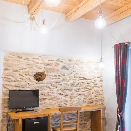 La Placette - Diffuso E Trattoria Aparthotel Usseaux