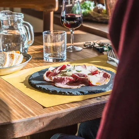 Aparthotel La Placette - Diffuso E Trattoria Usseaux