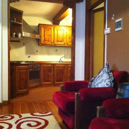 La Placette - Diffuso E Trattoria Usseaux