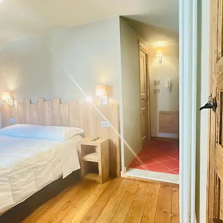 La Placette - Diffuso E Trattoria Apart-hotel