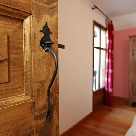 La Placette - Diffuso E Trattoria Apart-hotel